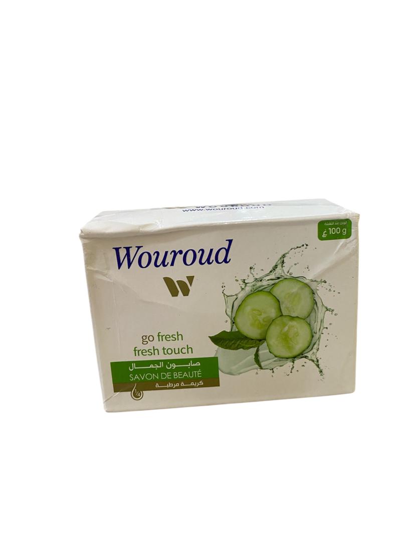 صابون الوجه وورود 